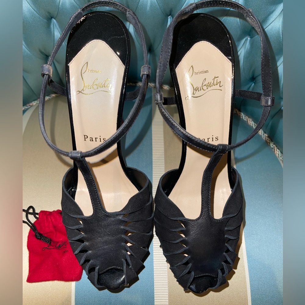 Louboutin heels - Picture 2 of 5